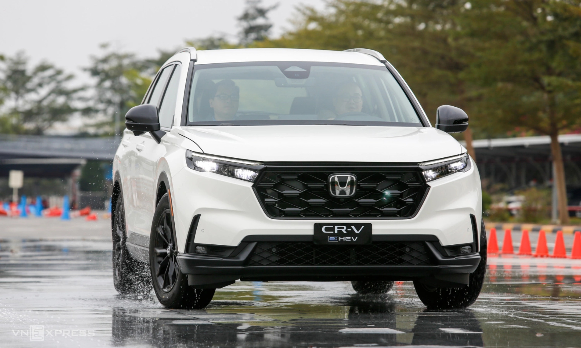 Honda E: HEV Hybrid Có Gì Đặc Biệt ?