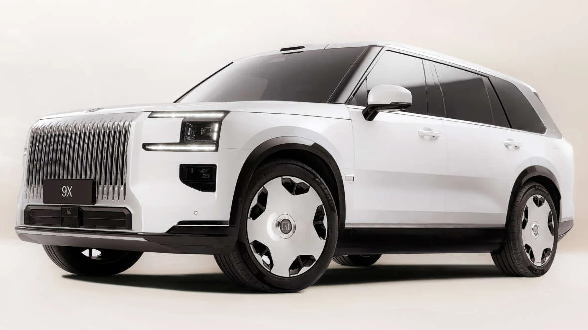 Zeekr 9X: SUV hybrid nhưng có thể chạy điện tới 380 km