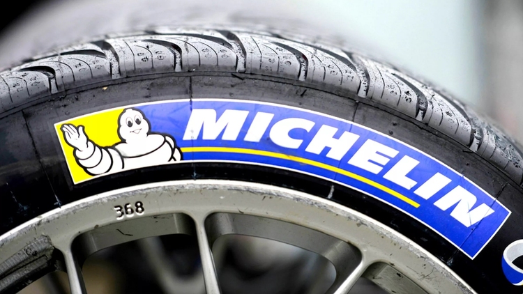 Lốp xe tích hợp AI của Michelin: Lời hồi cáo cho hệ thống cảm biến áp suất lốp truyền thống?