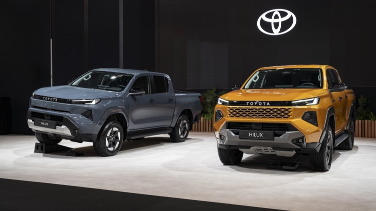 Toyota Hilux 2026 đổ bộ Châu Âu: Có bản thuần điện nhưng chưa gây ấn tượng về tầm hoạt động