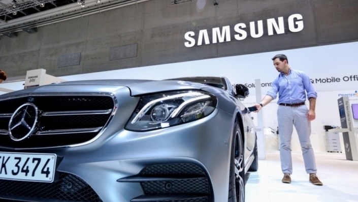 Mercedes-Benz 